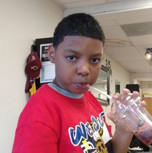 Meet your Posher, Antoinette